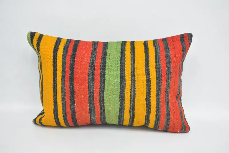 Pillow Case, Pillow for Sofa, Decorative Pillow, Vintage Kilim Throw Pillow, 16x24 Red Cushion Case, Couch Cushion, Kilim Pillow - 1