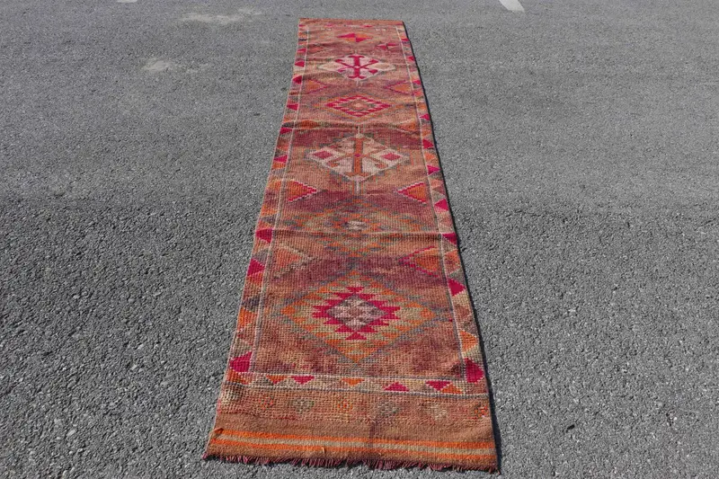2.4x11.4 ft Halı, Türk Vintage Halısı, Kahverengi Kırmızı Bordürlü Yün Halı - 1