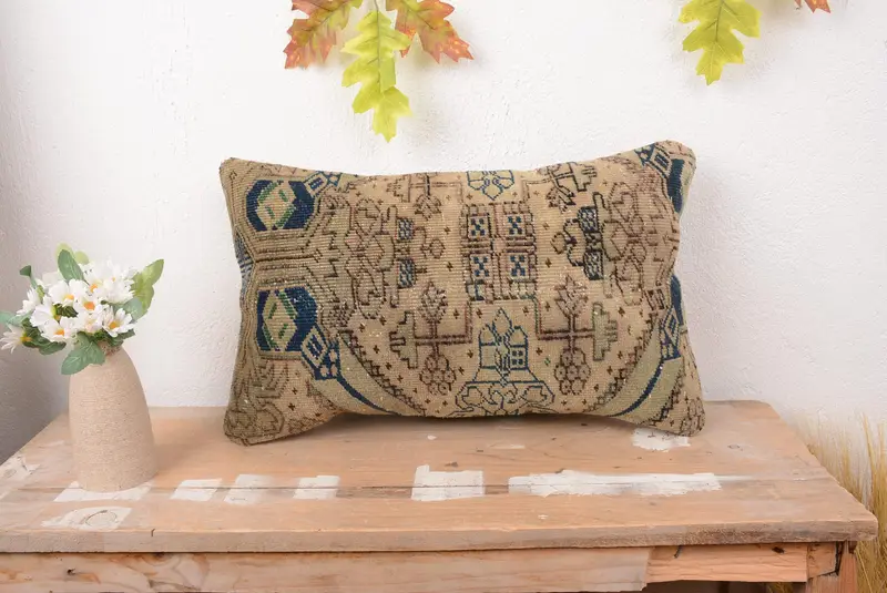 Beigefarbenes Southwestern-Wurfkissen, 12x20 besticktes Vintage-Kissen