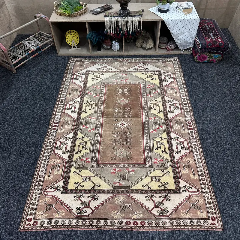 Vintage Rug, 5.2x7.5 ft Area Rug, Brown Geometric Wool Turkish Rug - 1