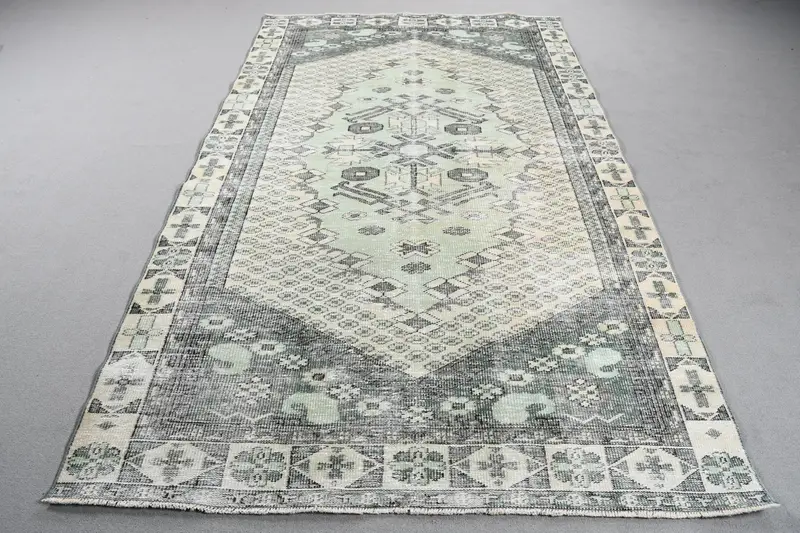 5.3x9.1 ft Halı, Türk Vintage Halısı, Yeşil Oushak Yün Halı - 1