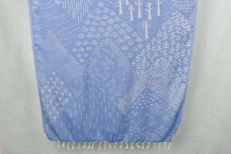 Blue Mountain Patterned Towel, Organic Cotton/Linen, 36x67 Inches