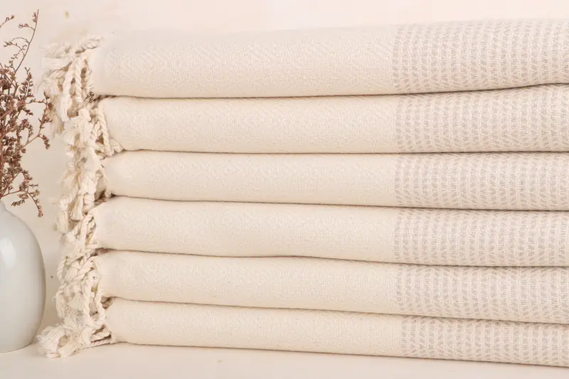 Grandma Gift, Wedding Towel, Beach Size Towel, Personalized Bridesmaid Gift, Bachelorette Party Favors, Wedding Favors, 70x40 Cotton Diamond Towel - 2