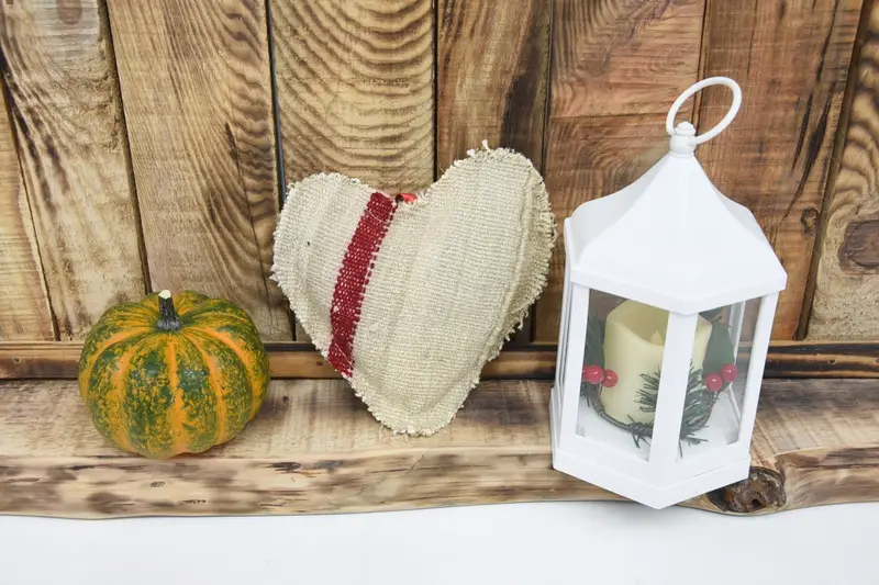 Bohemian Round Coasters, White and Red Bohemian Coasters