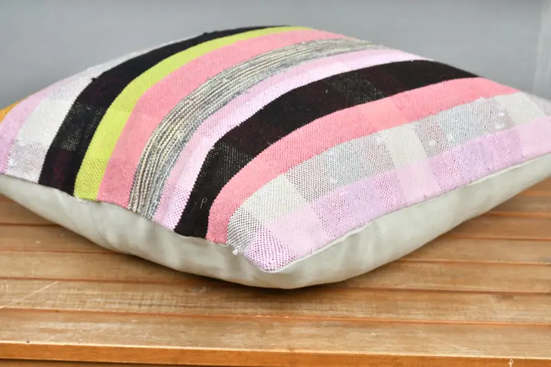 Southwestern Cushion, Pillow for Couch, Vintage Pillow, Pillow Case, Bohemian Cushion Pillow, Kilim Pillow Cover, 18x18 Pink Cushion - 4