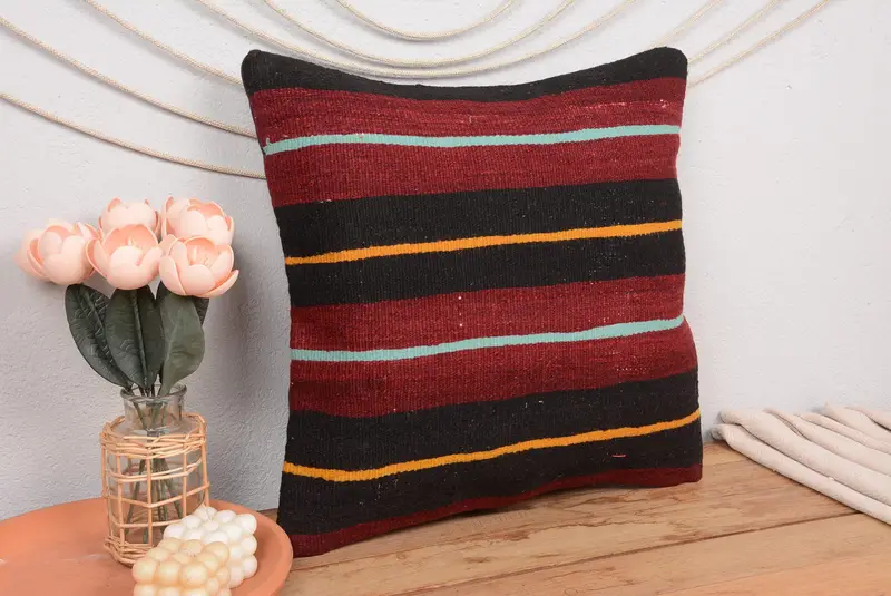 Kırmızı & Kahverengi Çizgili Kırlent, El Yapımı Nakışlı Kırlent