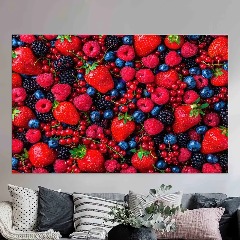 トレンディなフルーツキッチンキャンバス：イチゴ、ラズベリー、ブルーベリーアート