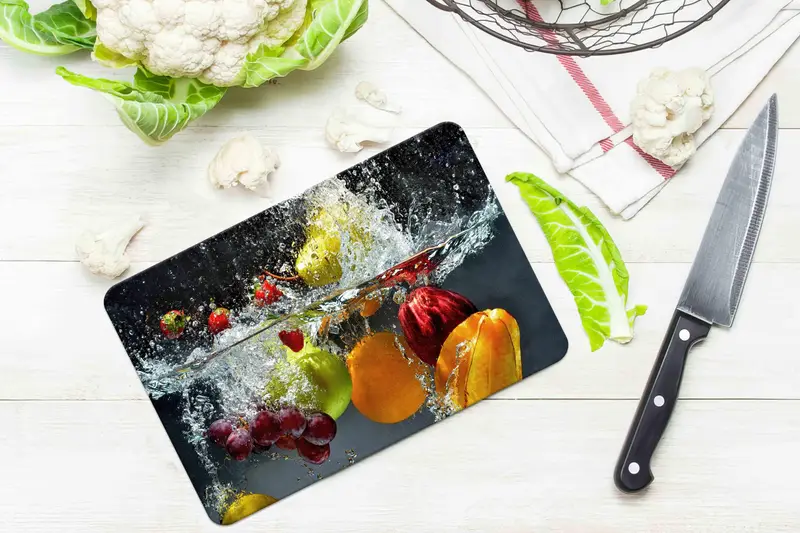 カラフルなフルーツスプラッシュガラスカッティングボード、トレンディキッチンエッセンシャル