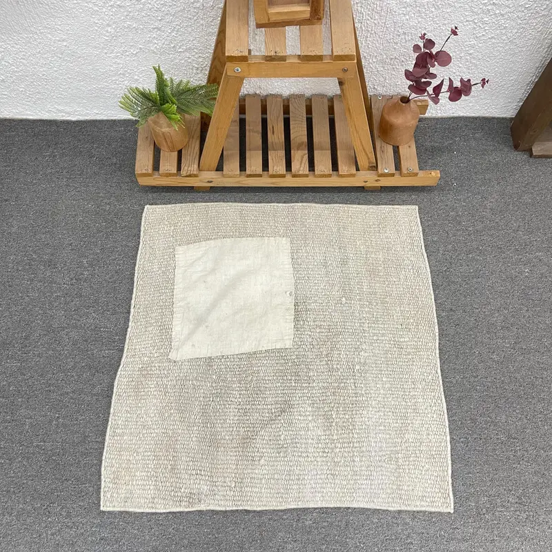 2,4x2,4 Fuß beigefarbener Karoteppich, elegant und vielseitig