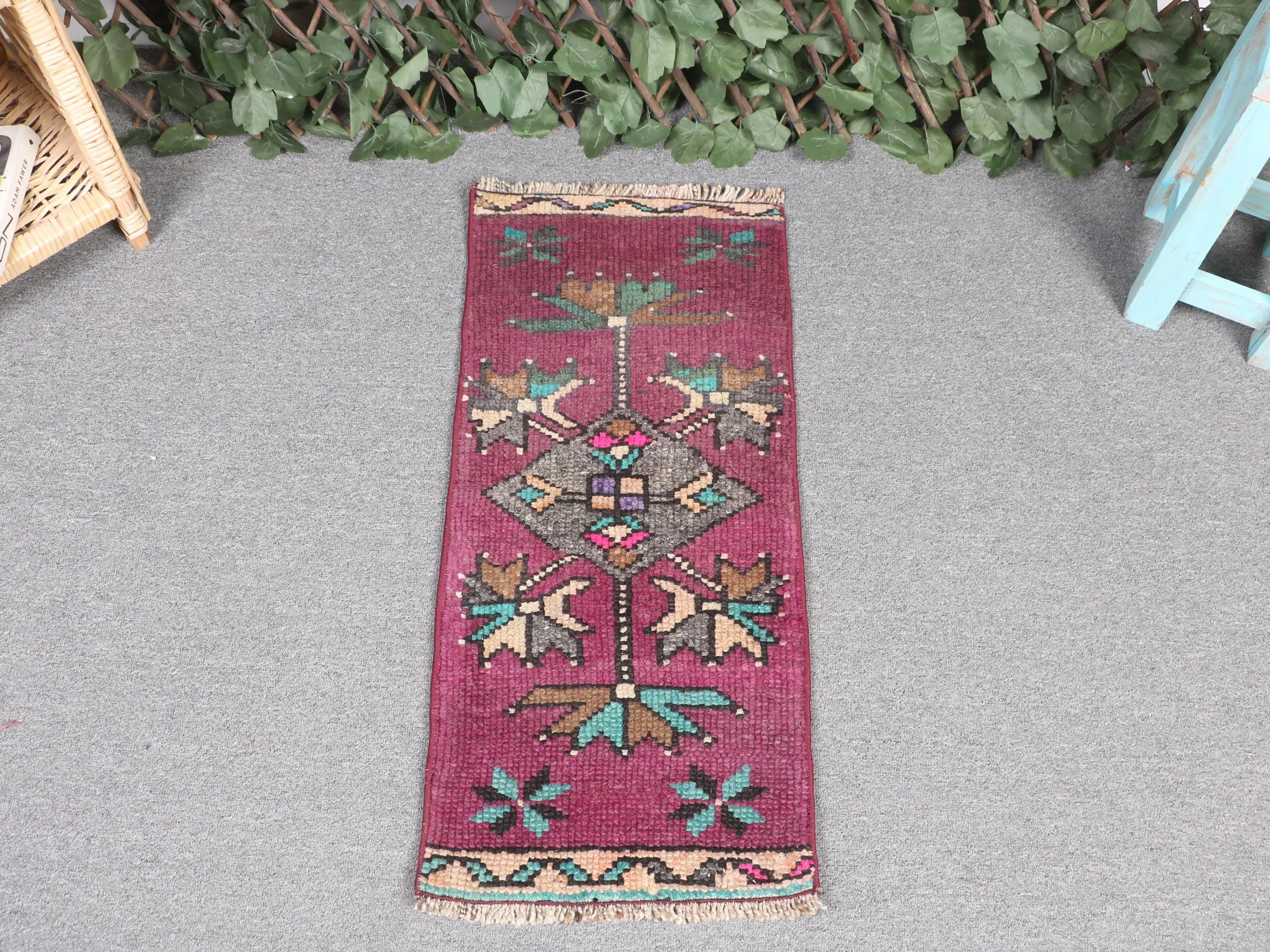 1.2x2.6 ft Small Vintage Turkish Rug, Red Floral Wool Rug - 1