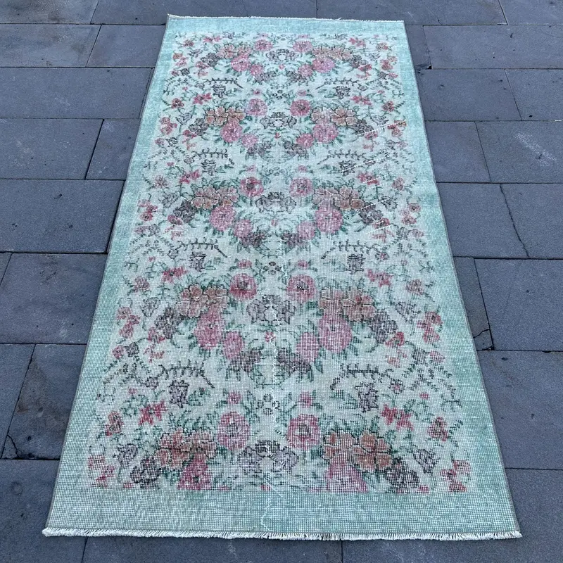 Alfombra verde 3,2x6,6 ft, diseño del suroeste con detalles en rosa