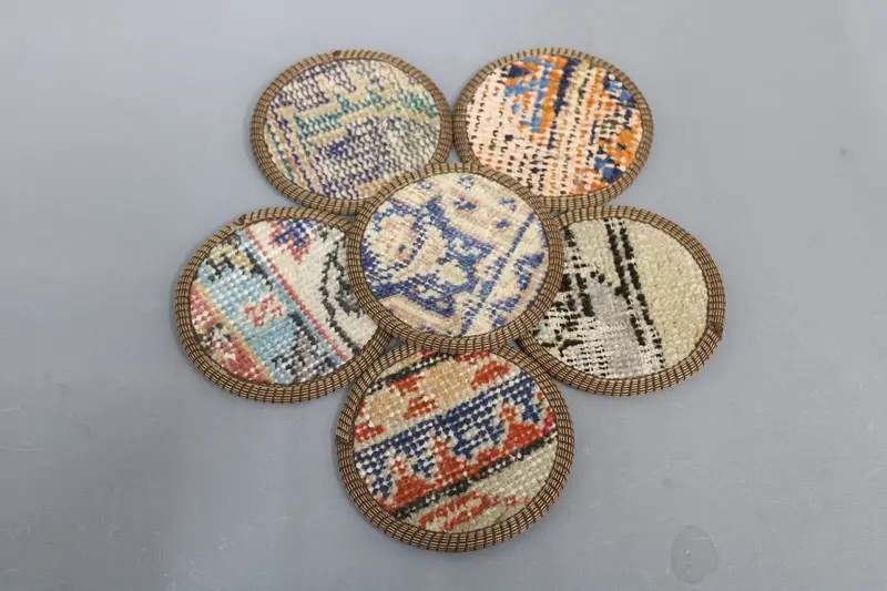 Benzersiz Mavi ve Bej Bardak Altlığı, Premium Yuvarlak Bardak Altlığı