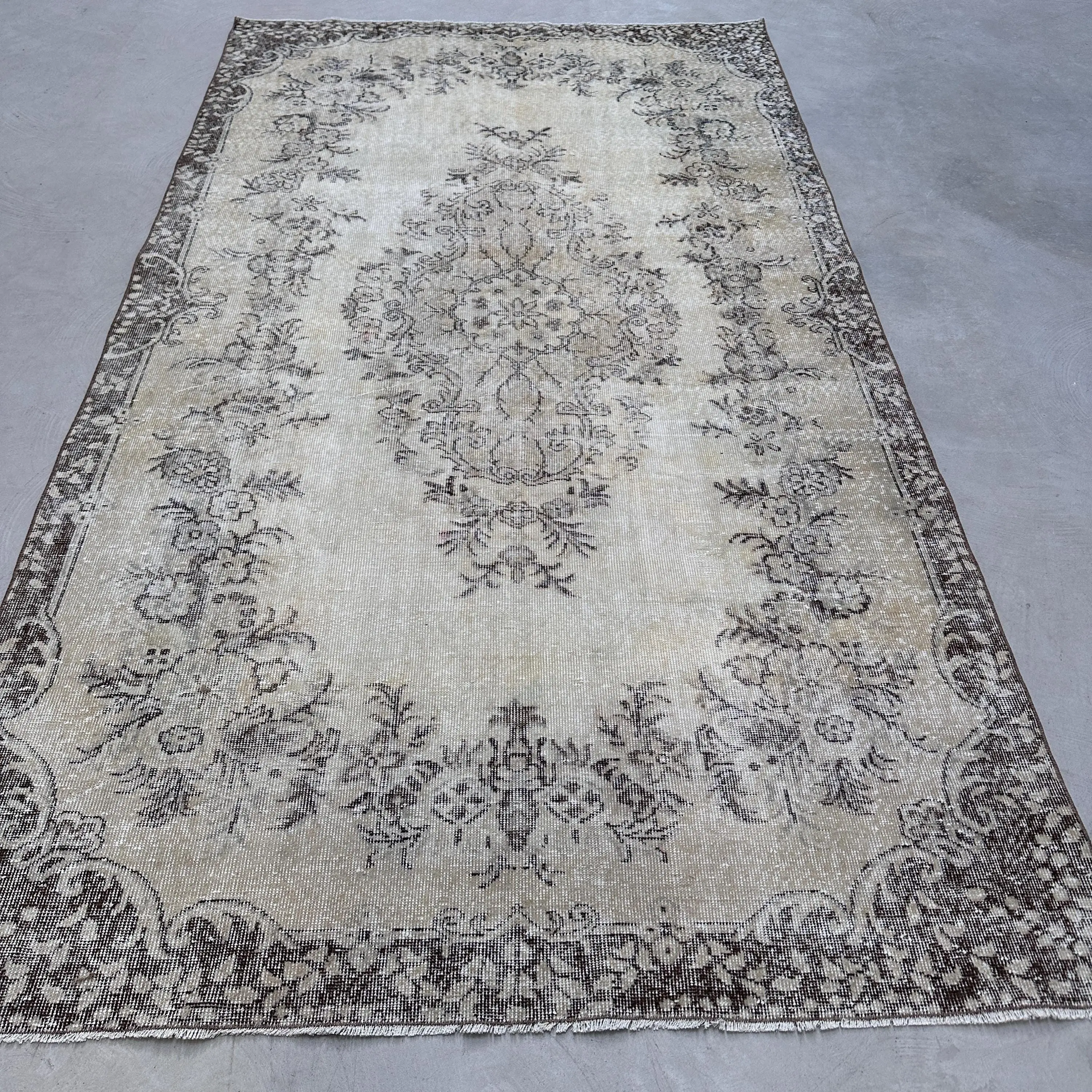 5.6x10.2 ft Vintage Halı, Türk Büyük Halı, Gri Kahverengi Kamuflaj Yün Halı - 1