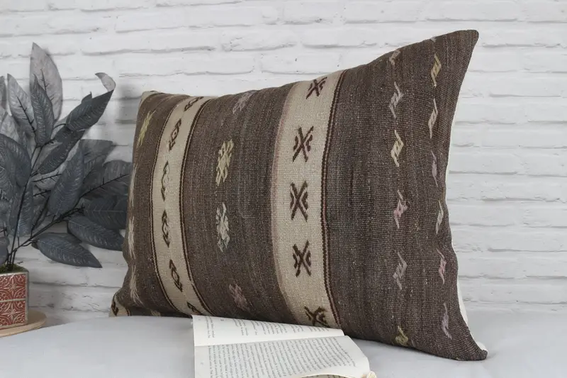 Vintage Kilim Pillow, Cushion Case, Comfy Throw Pillow Case, Boho Pillow Sham Cover, Home Decor Pillow, 20x28 Brown Pillow Cover - 4