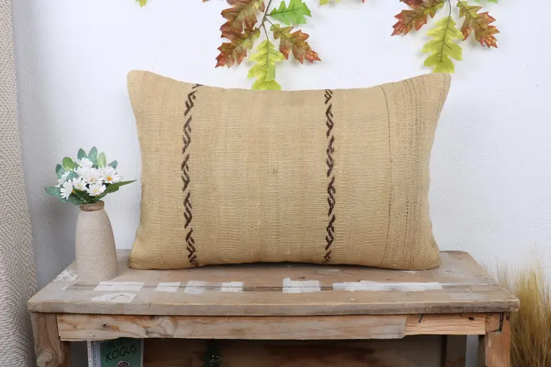 Knitted Cushion, Southwestern Cushion Case, Gift Pillow, Cushion Cover, 16x24 Beige Cushion Cover, Turkish Kilim Pillow, Handmade Kilim Cushion - 1