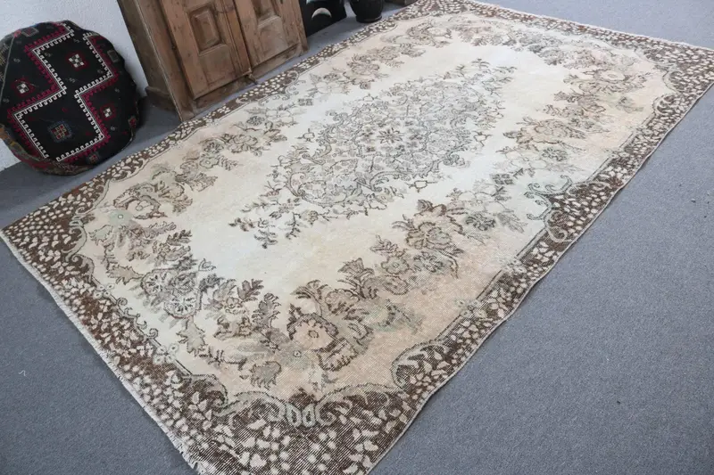 6x9.2 ft Türk Büyük Halı, Vintage Kahverengi Bordürlü Halı - 1