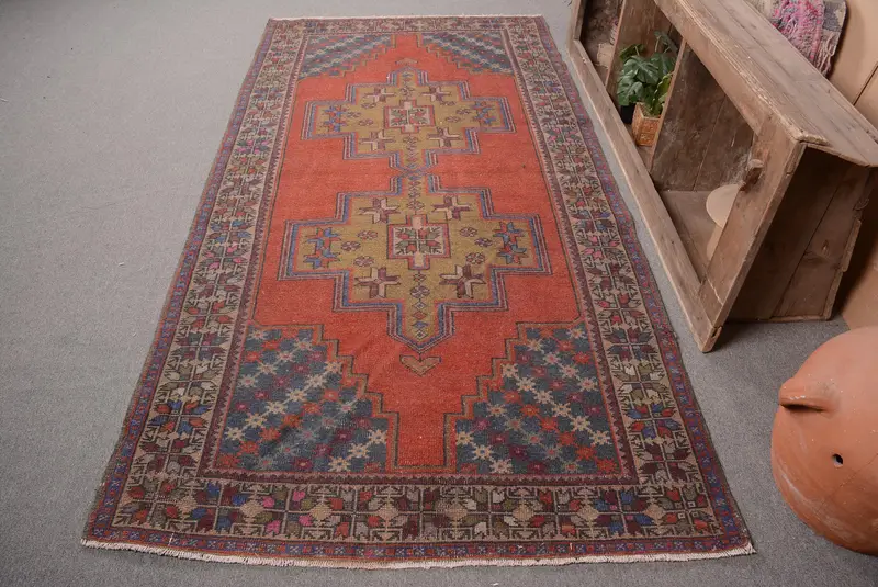 Roter, grüner Tarnteppich, 132 x 254 cm, schickes Dekor