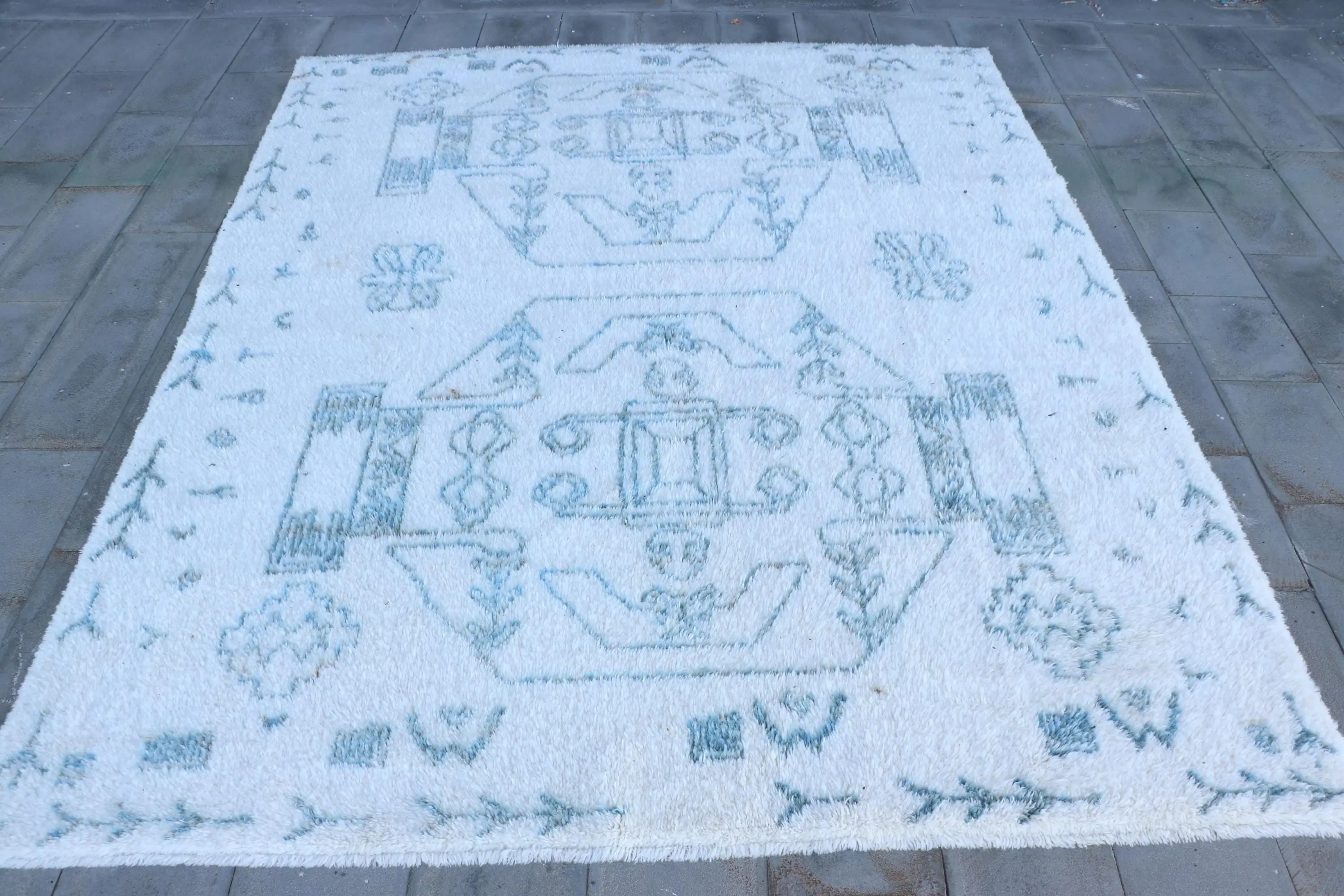 Turkish Vintage Rug 8.2x10.1 ft, White Patchwork Wool Rug - 1