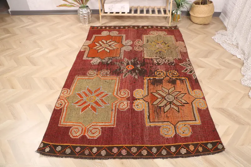 Purple, Green Animal Print Rug, 127x201 cm