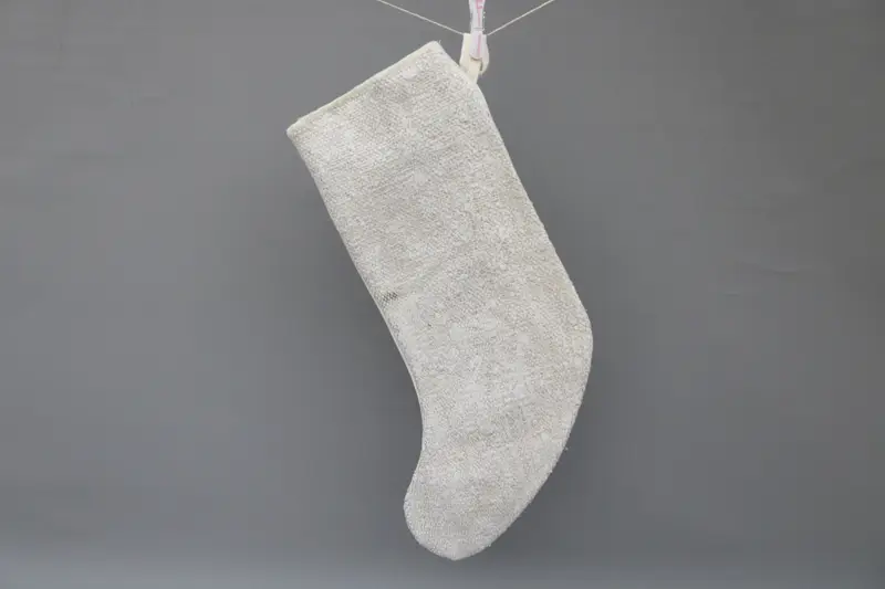 Beyaz Süslü Bej Noel Çorabı, Şenlikli Tatil Dekoru