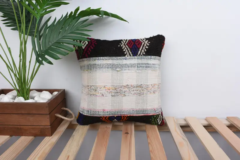 Rot-weißes Patchwork-Wurfkissen, 14x14 besticktes Kissen