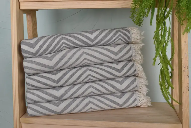 Bridal Shower Favor, Bachelorette Party Items, 70x40 Cotton Zigzag Design Towel, Handmade Gift, Personalized Bridesmaid Gift, Organic towel - 1