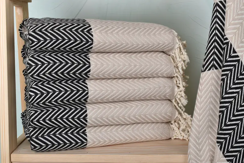 70x40 Cotton Chevron Towel, Lightweight Turkish towel, Bridemaids Beach Towel, Spa Towel, Spa Gift, Bachelorette Party Favors, Bachelorette Gifts - 1