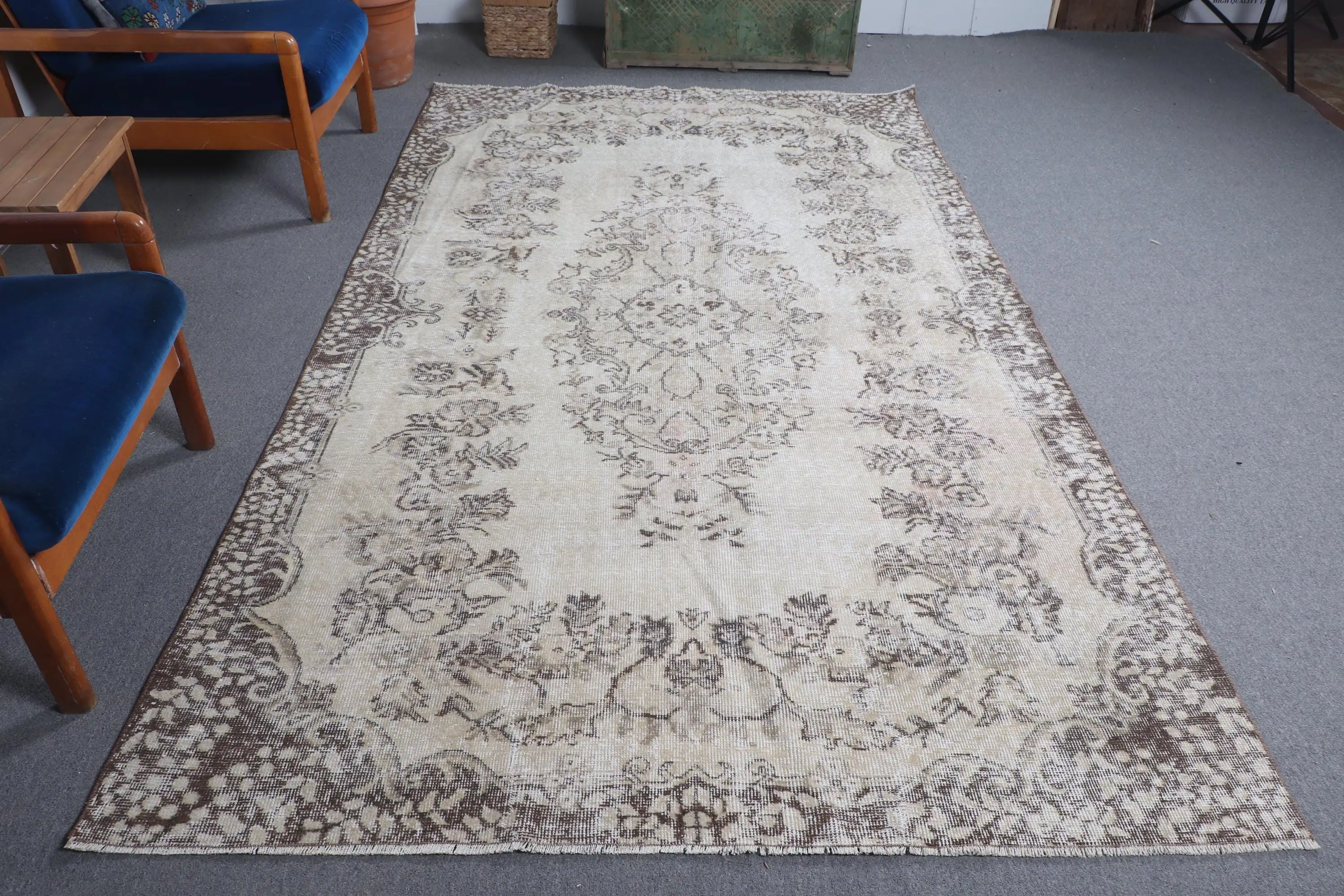 5.5x9.5 ft Büyük Türk Halısı, Kahverengi Soyut Vintage Halı - 1