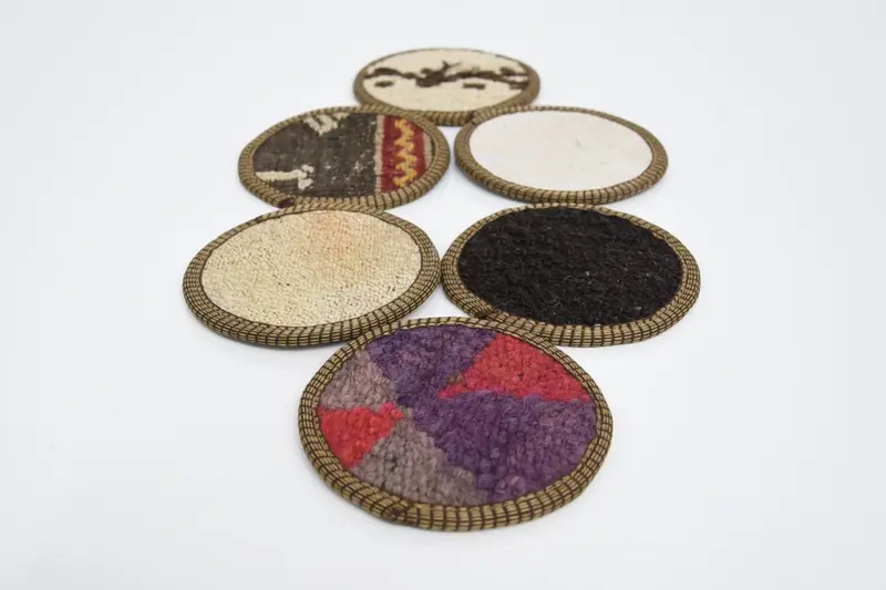 ボヘミアンラウンドコースター、ベージュとパープルのサークルコースター