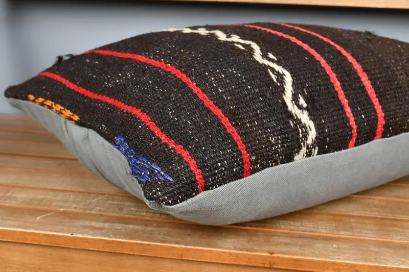 Vintage Kilim Pillow Pillow Cover, 16x24 Brown Pillow Cover, Handmade Kilim Cushion, Rustic Pillow Sham, Pillow for Sofa, Cushion Case, Boho Pillow - 4