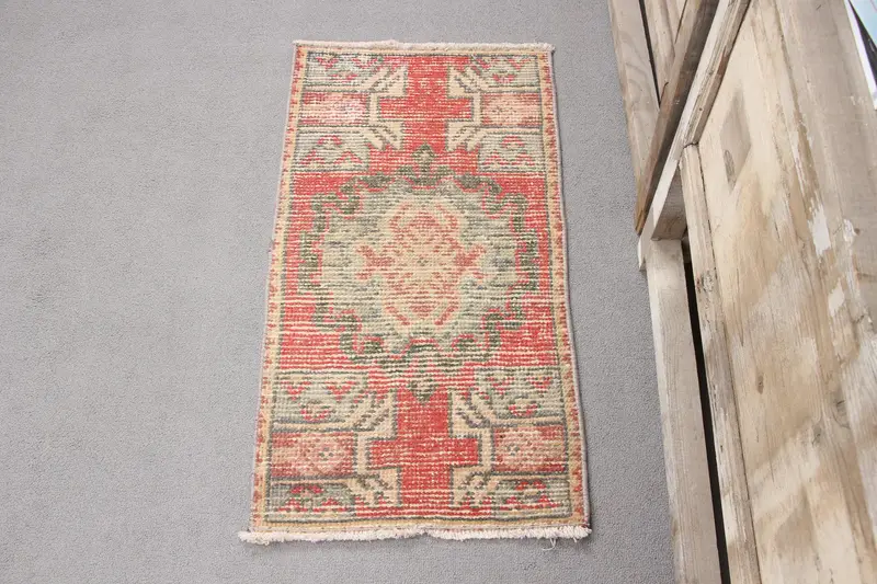 El Yapımı Kırmızı ve Yeşil Halı, 0,1x2,8 ft Patchwork Tasarım