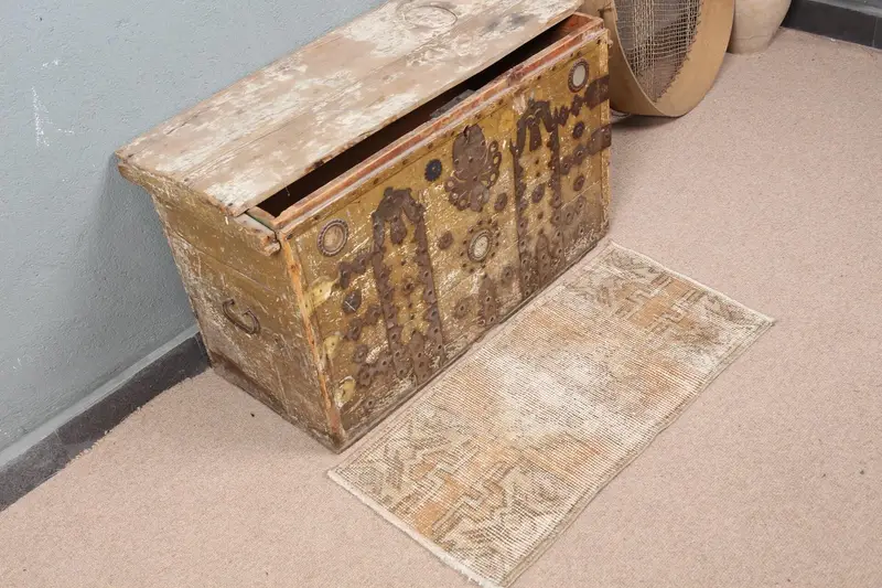 Alfombra naranja y beige, 40 x 80 cm, floral y paisley