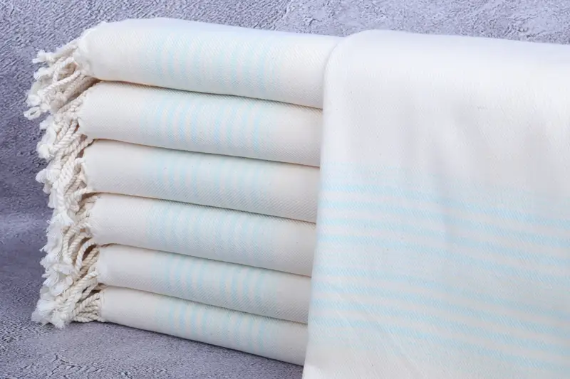 Personalisiertes türkisches Strandtuch, Mint-Beige-Streifen, 40 x 79 Zoll