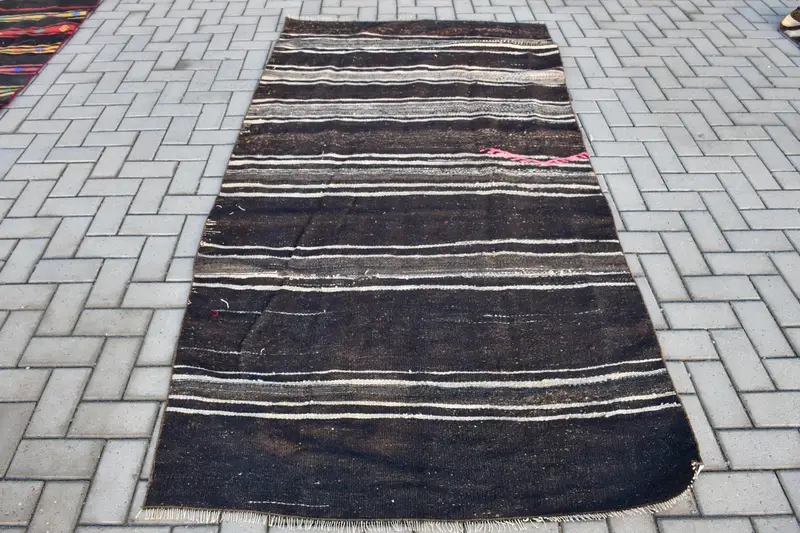 Turkish Area Rug 4x8.4 ft (121x256 cm), Kilim Black Solid Vintage Rug - 1