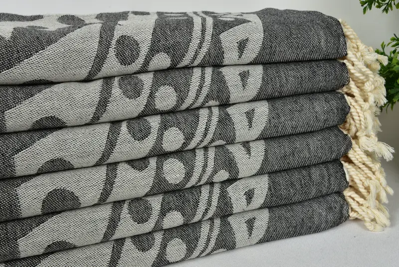 Turkish beach towel, 70x40 Cotton Round Pattern Towel, Beach towel, Handwoven Turkish Towel, Thin towel, Spa Towel, Mother Of The Groom Gift - 4