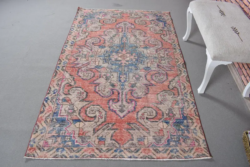 赤と青のサウスウェスタンラグ、4.1x7フィートのエレガントな装飾