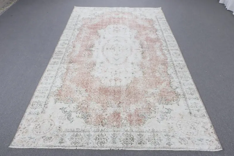 Elegant Orange Rug, 5,2x8,8 ft Beige Persian Pattern