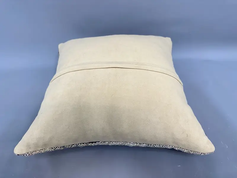 Decorative Pillow Case, 18x18 White Cushion Cover, Vintage Kilim Throw Pillow, Bench Pillow Cover, Gift Pillow, Turkish Kilim Pillow, Pillow Case - 7