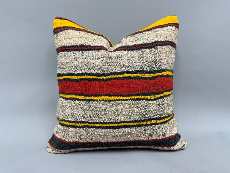 Decorative Pillow Case, 18x18 White Cushion Cover, Vintage Kilim Throw Pillow, Bench Pillow Cover, Gift Pillow, Turkish Kilim Pillow, Pillow Case - 1