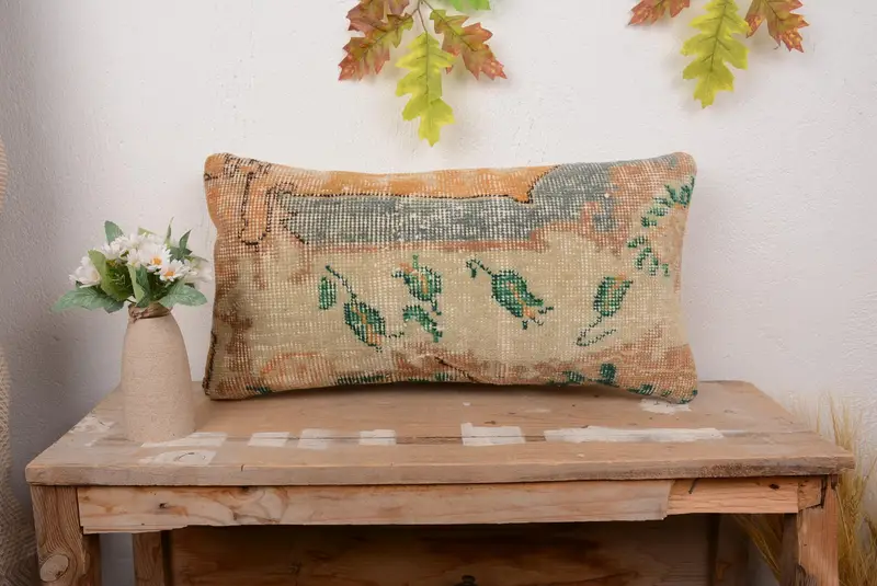 Geometrisches besticktes Kissen in Beige und Braun, vielseitiges 12x24-Wurfkissen