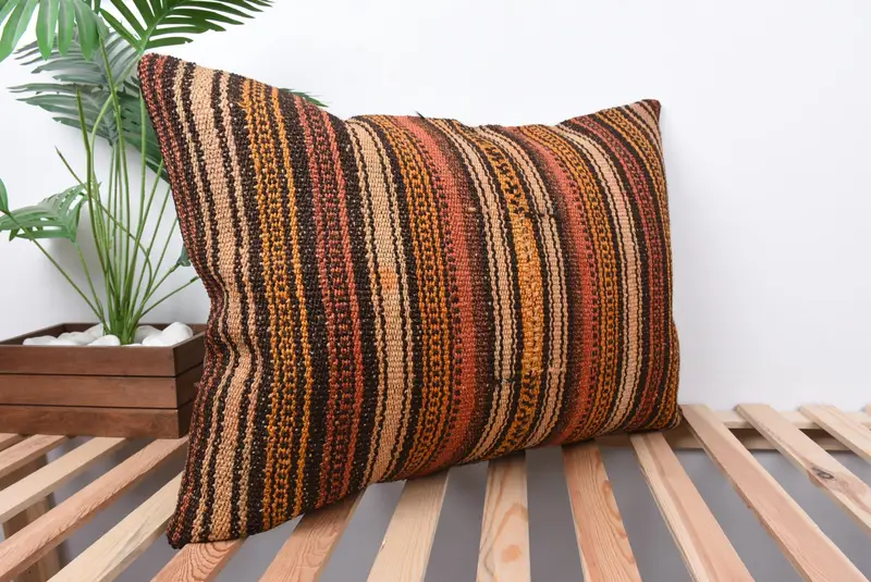 Cushion, Vintage Kilim Throw Pillow, Handwoven Pillow Cover Pillow Sham, Boho Pillow Sham Cover, 20x28 Red Pillow, Kilim Pillow - 4
