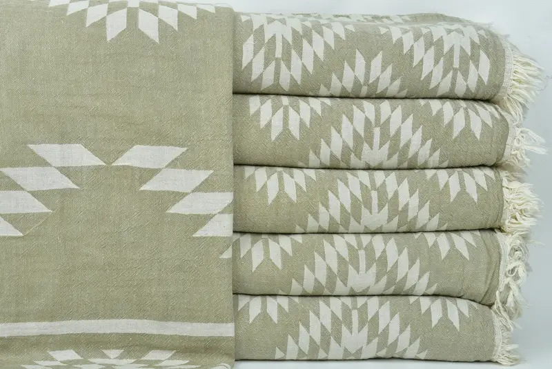 Bachelorette Party Items, 84x56 Cotton Kilim Towel, Boho Throw Blankets, Bedspread, Bridesmaid Gifts, Extra Large Tablecloth, Christmas Gift Blanket - 2