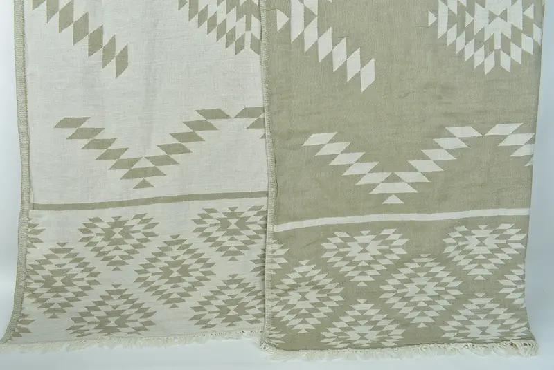 Bachelorette Party Items, 84x56 Cotton Kilim Towel, Boho Throw Blankets, Bedspread, Bridesmaid Gifts, Extra Large Tablecloth, Christmas Gift Blanket - 1