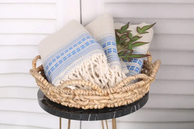 Quick-Dry Beach Towel, 68x40 Linen Striped Towel, Lightweight towel, Bath towel, Best Friend Christmas Gift, Luxury Turkish beach towel with fringe - 5