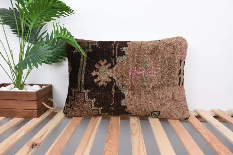 Boho Pillow, 16x24 Brown Cushion Case, Kilim Pillow Cover, Toss Pillow Sham, Patio Cushion Case, Pillow Sham, Boho Pillow Sham Cover - 1