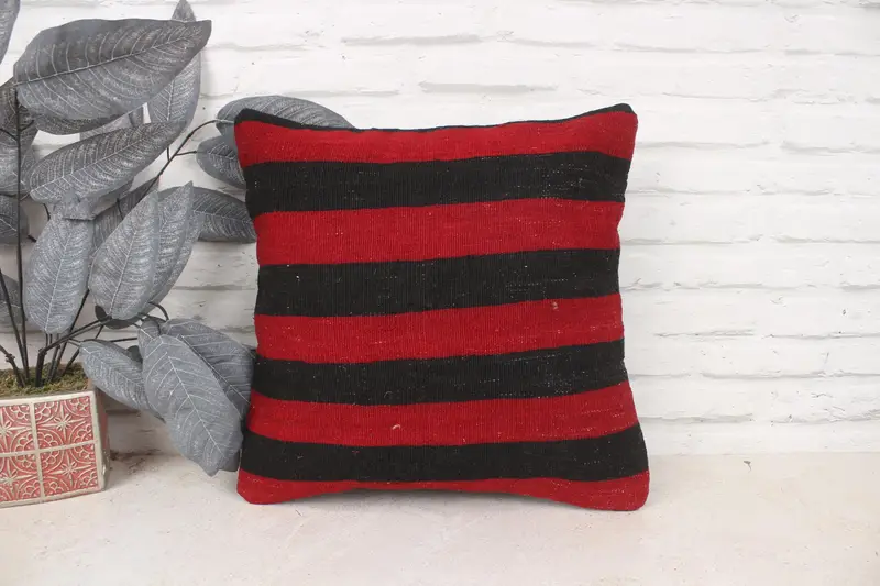 Turkish Kilim Pillow, Muted Pillow, Pillow for Couch, Vintage Kilim Throw Pillow, Pillow Cover, 16x16 Red Pillow Cover - 1