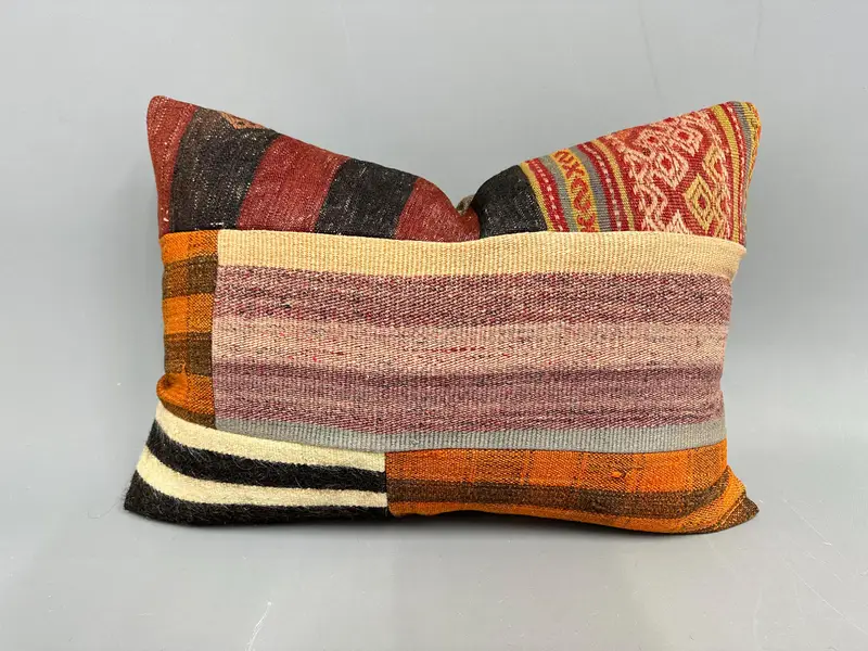 El Dokuma Türk Kilimi, 20x28 Nakışlı Kırlent, Patchwork