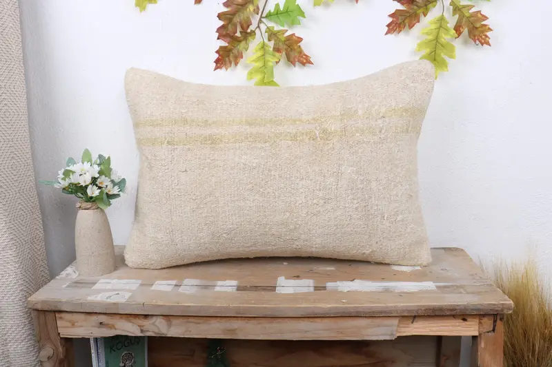 Retro Pillow Case, Oriental Cushion, Kilim Cushion Sham, Vintage Pillow, Bed Pillow Sham, Cushion Case, 16x24 White Cushion, Kilim Pillow - 1