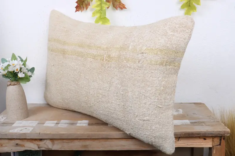 Retro Pillow Case, Oriental Cushion, Kilim Cushion Sham, Vintage Pillow, Bed Pillow Sham, Cushion Case, 16x24 White Cushion, Kilim Pillow - 4