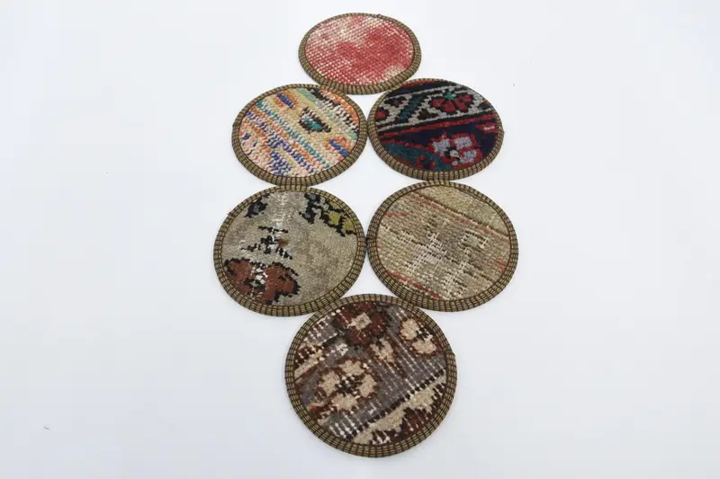 Böhmische runde Untersetzer, braune und rote Untersetzer